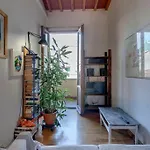 Pepi Apartment With Terrace